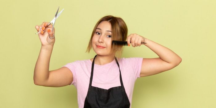 Arti mimpi potong rambut sendiri